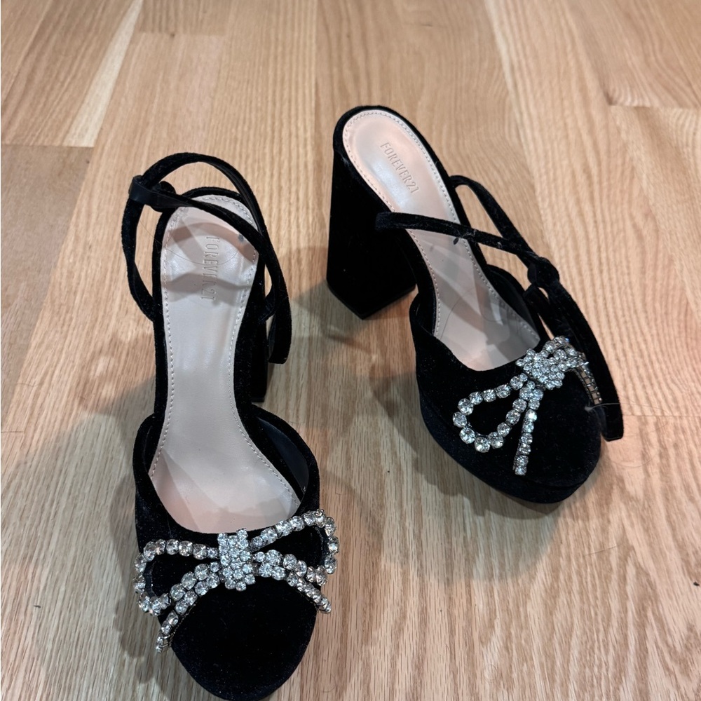 Forever 21 Black Suede Block Heel Sandals with Crystal Bow Accent